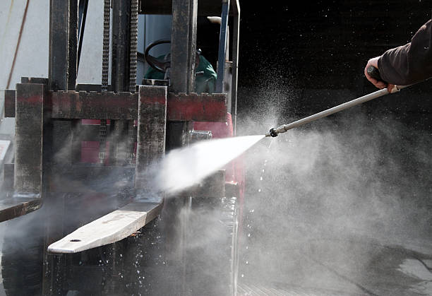 Playground Equipment Cleaning in Goshen, IN
